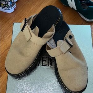 Dr. Martens Carlson clog size 7